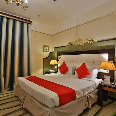 Oyo 335 Manazil Al Ain Grand Hotel Мека Екстериор снимка