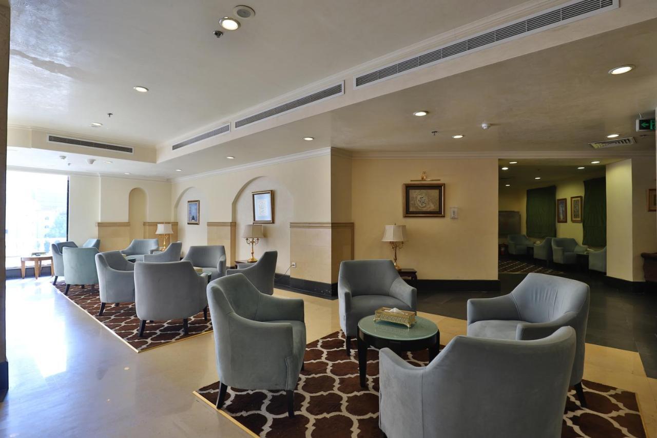 Oyo 335 Manazil Al Ain Grand Hotel Мека Екстериор снимка